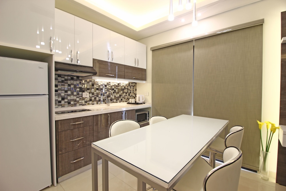 Palm Ville Suites 41/46