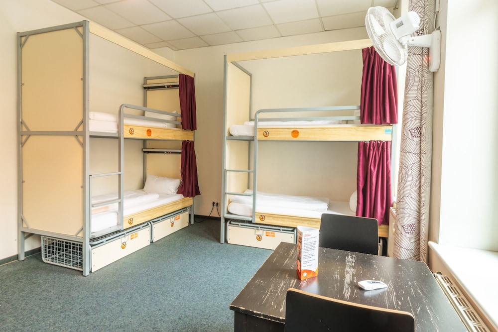 St Christopher's Inns 17/50