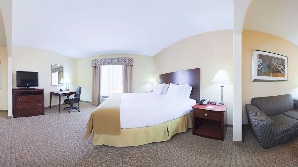 Holiday Inn Express Hotel Suites Guymon 10/69