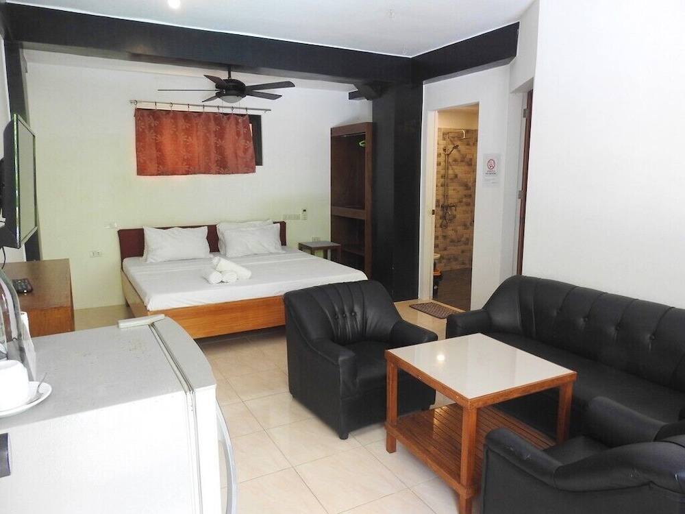 Jalyns Resort 42/59