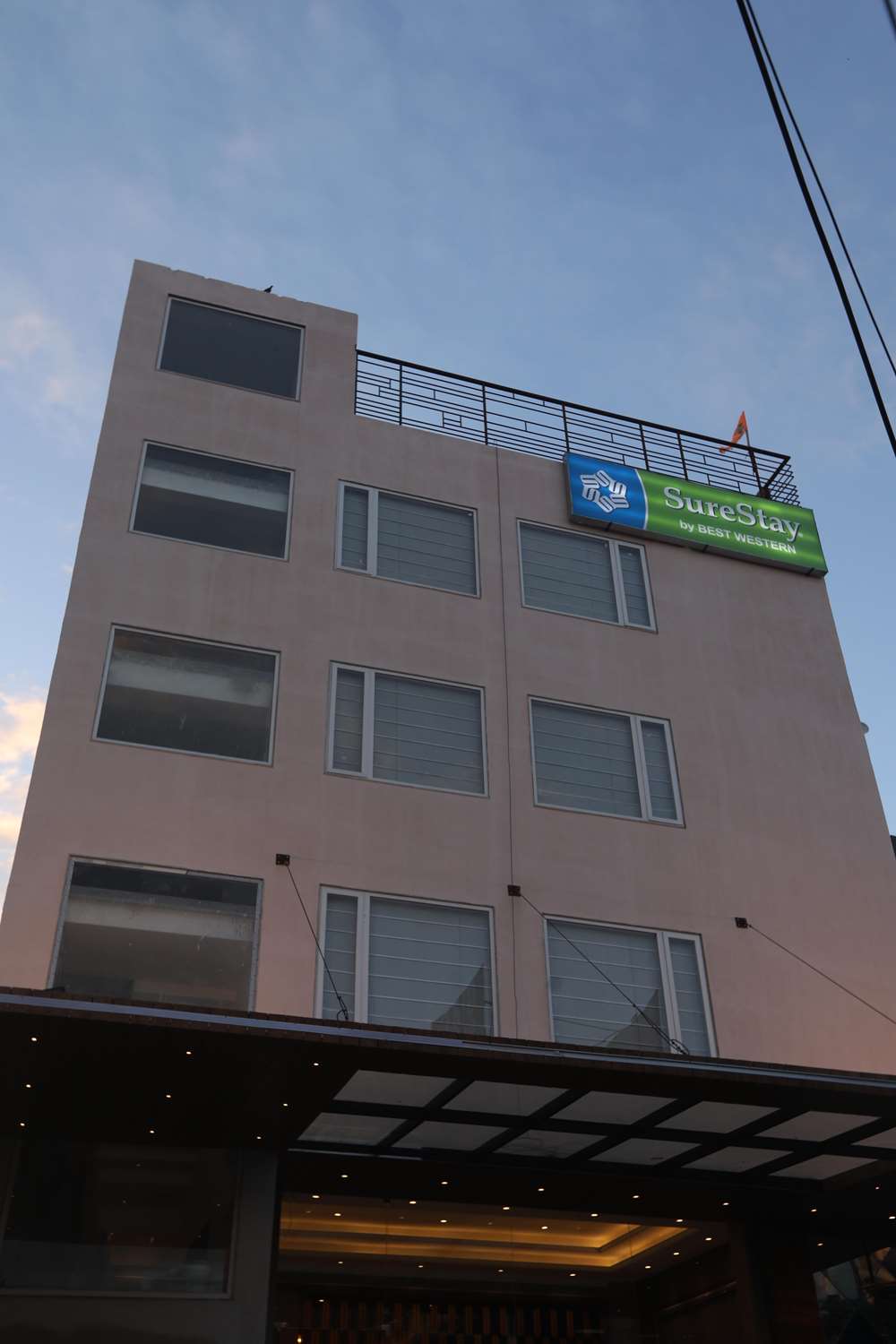 SureStay By Best Western Lucknow 2/12