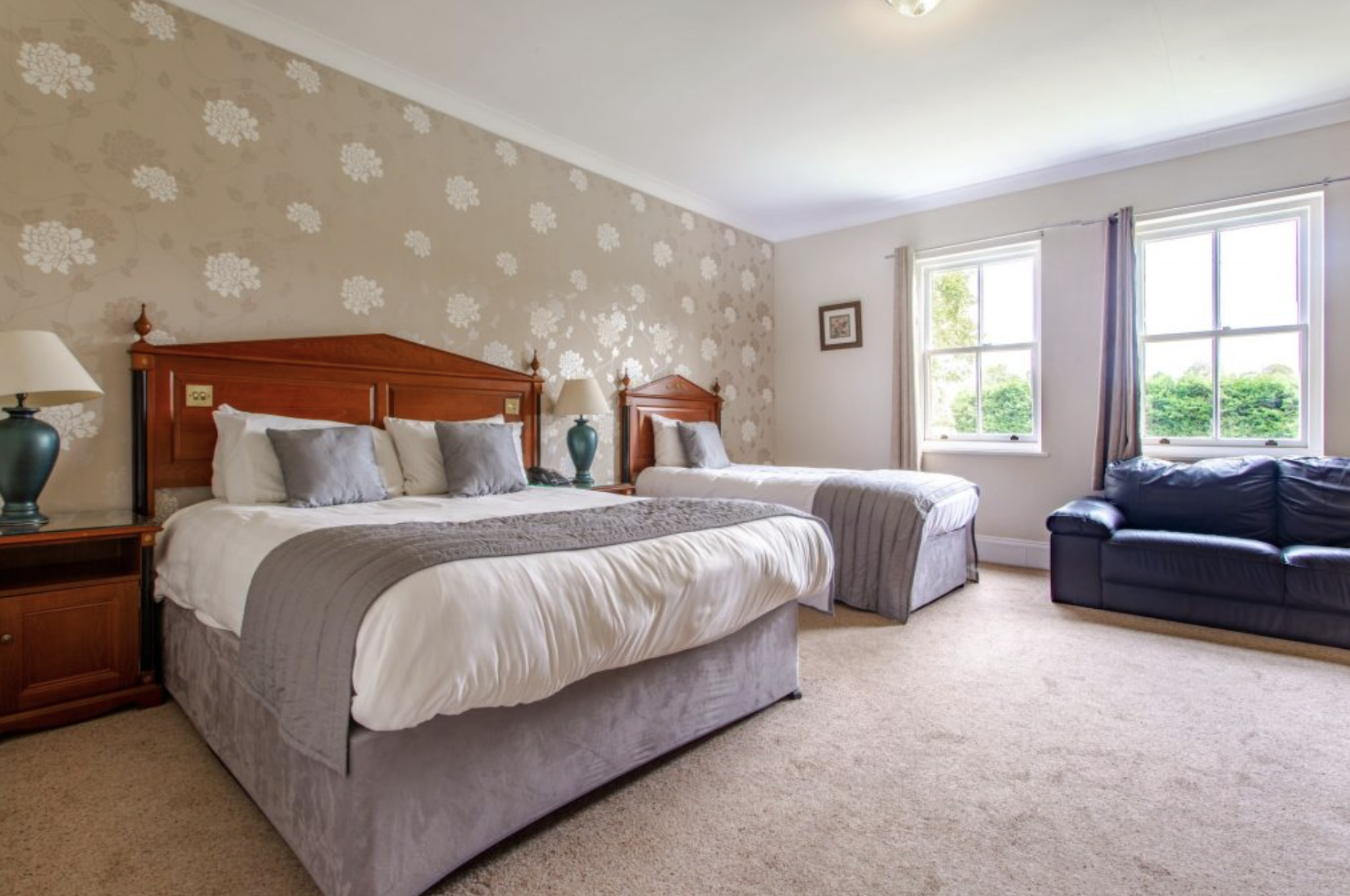 Woodlands Manor 25/100