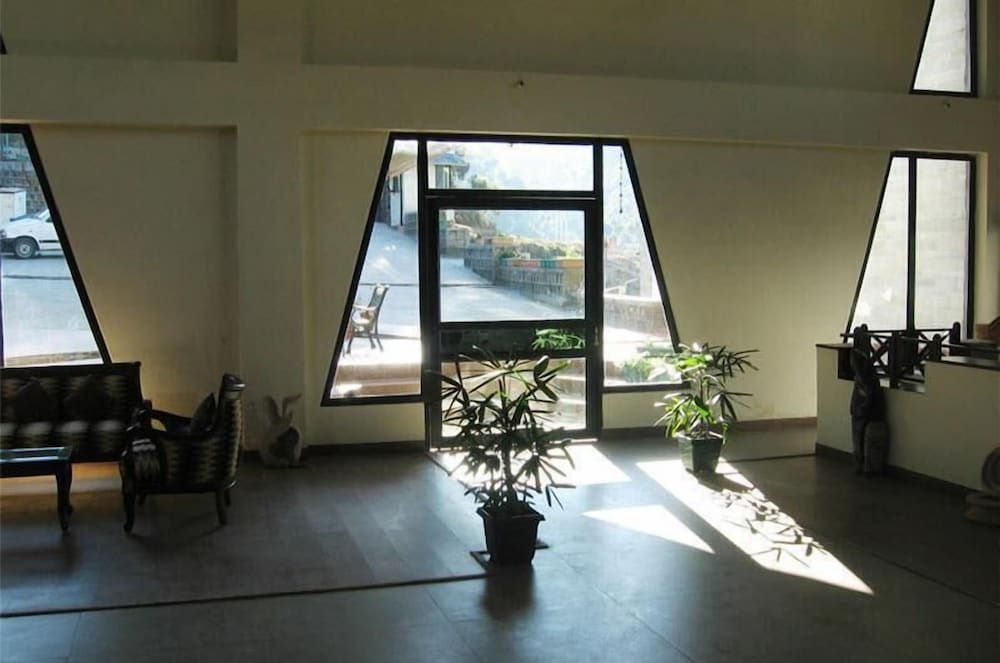 The Citadel Resorts, Jiya 9/15