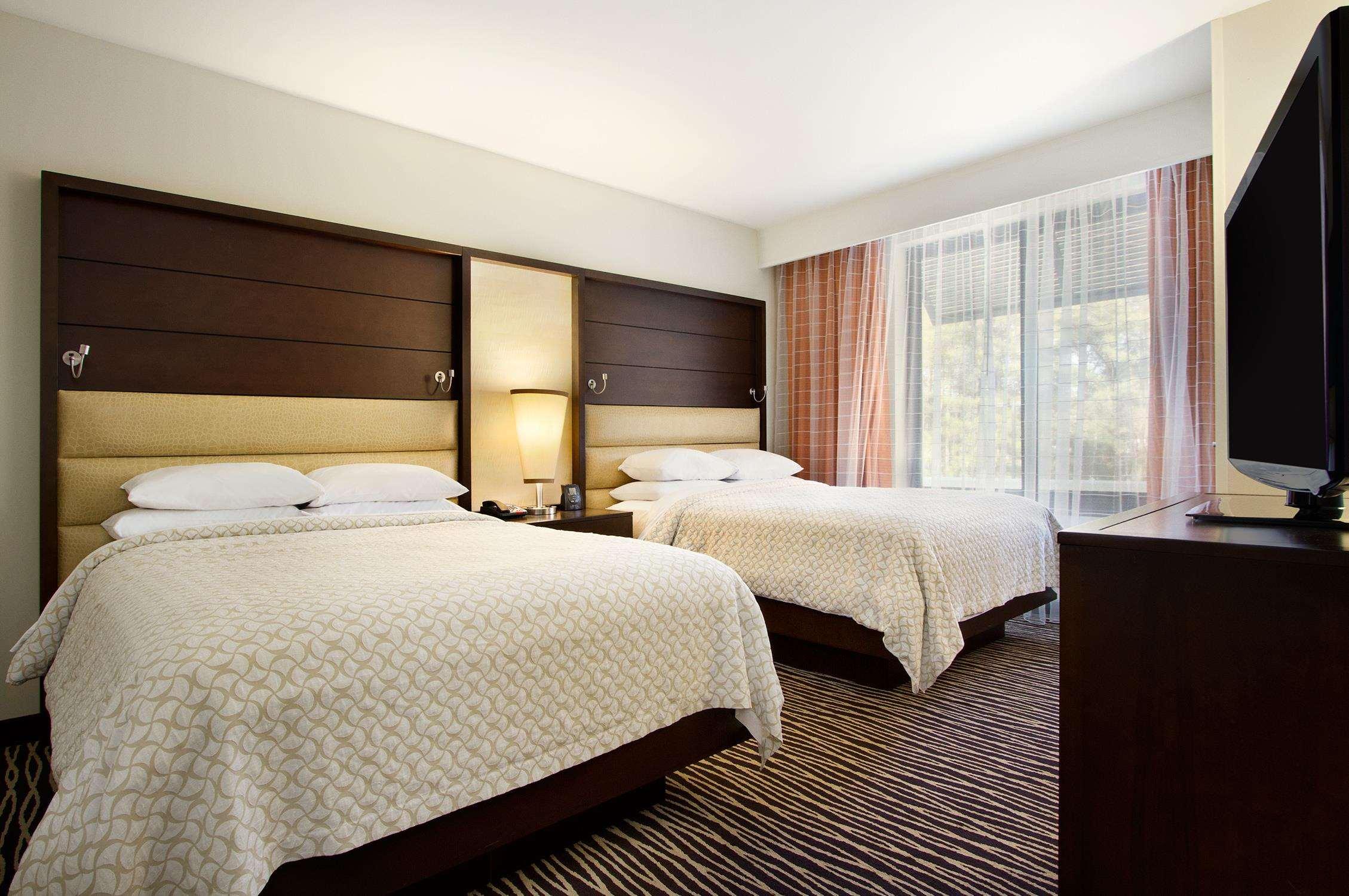 1 BEDROOM, SUITE, 2 QUEEN BEDS, ACCESSIBLE