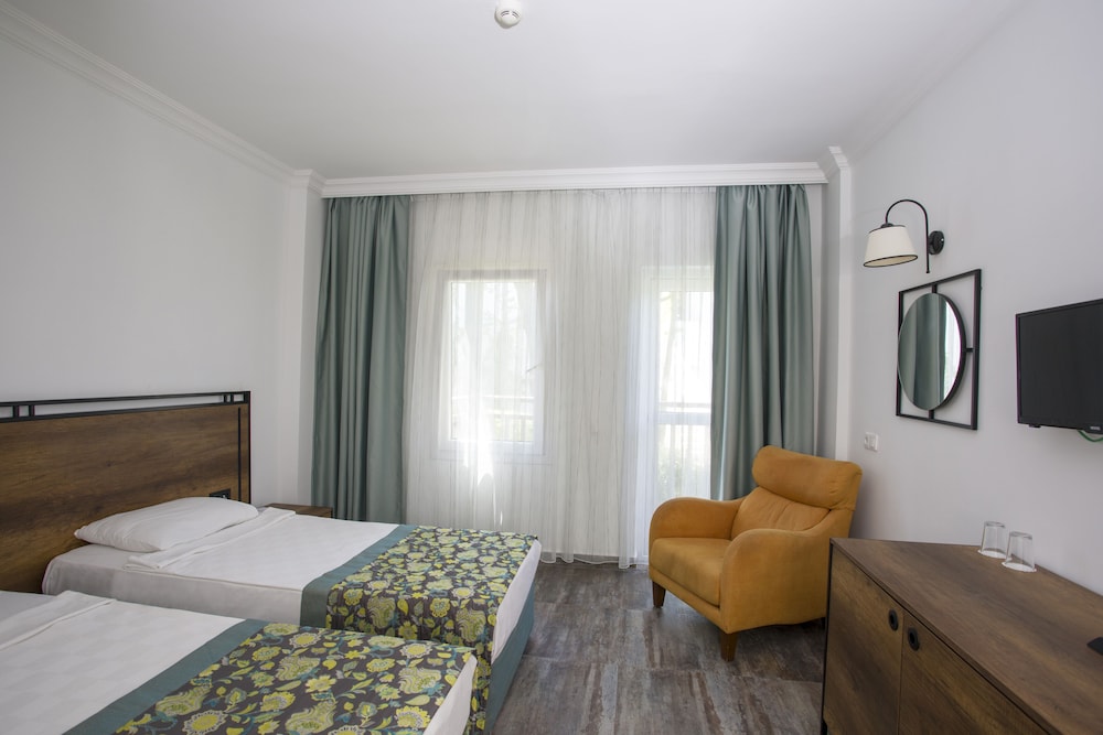 Bitez Garden Life Hotel and Suites 30/43