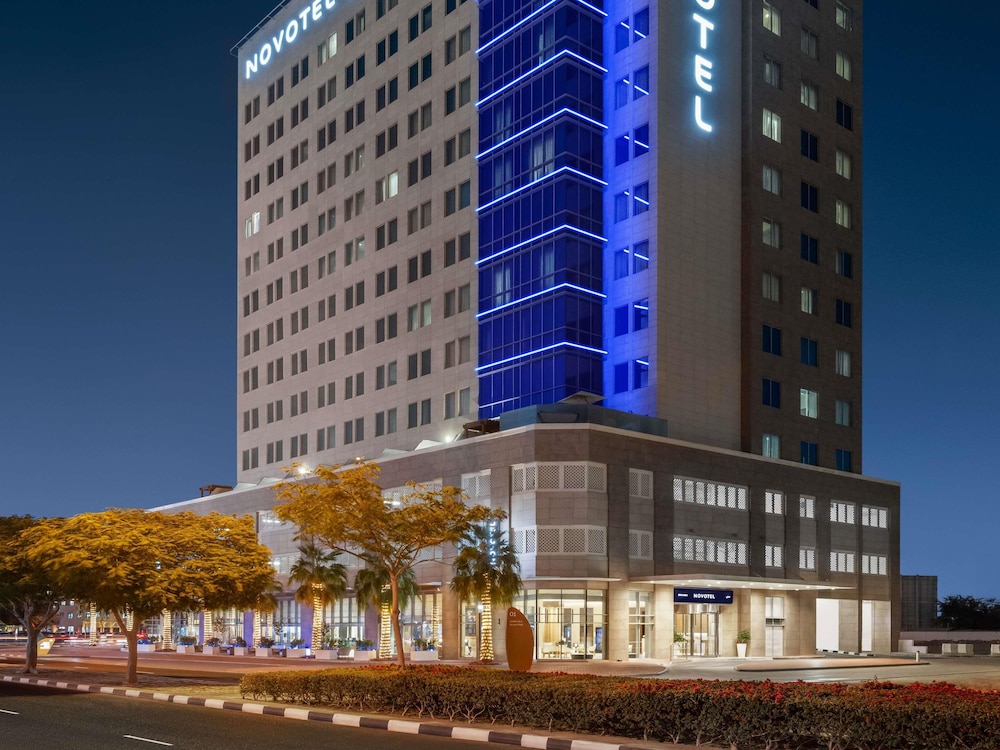 Novotel Bur Dubai 3/48