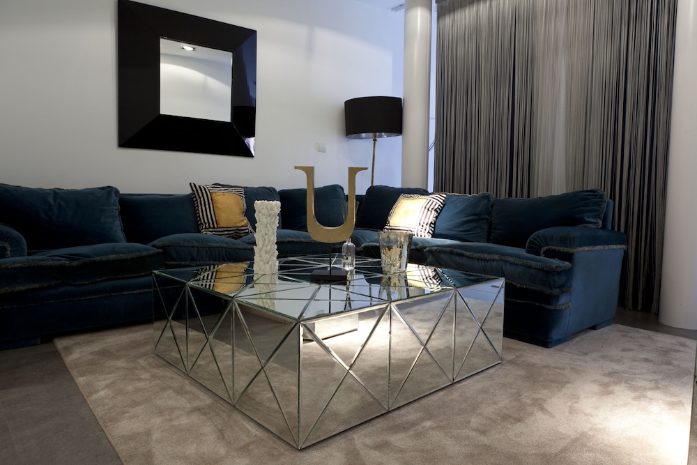 AB Design Suites 26/50