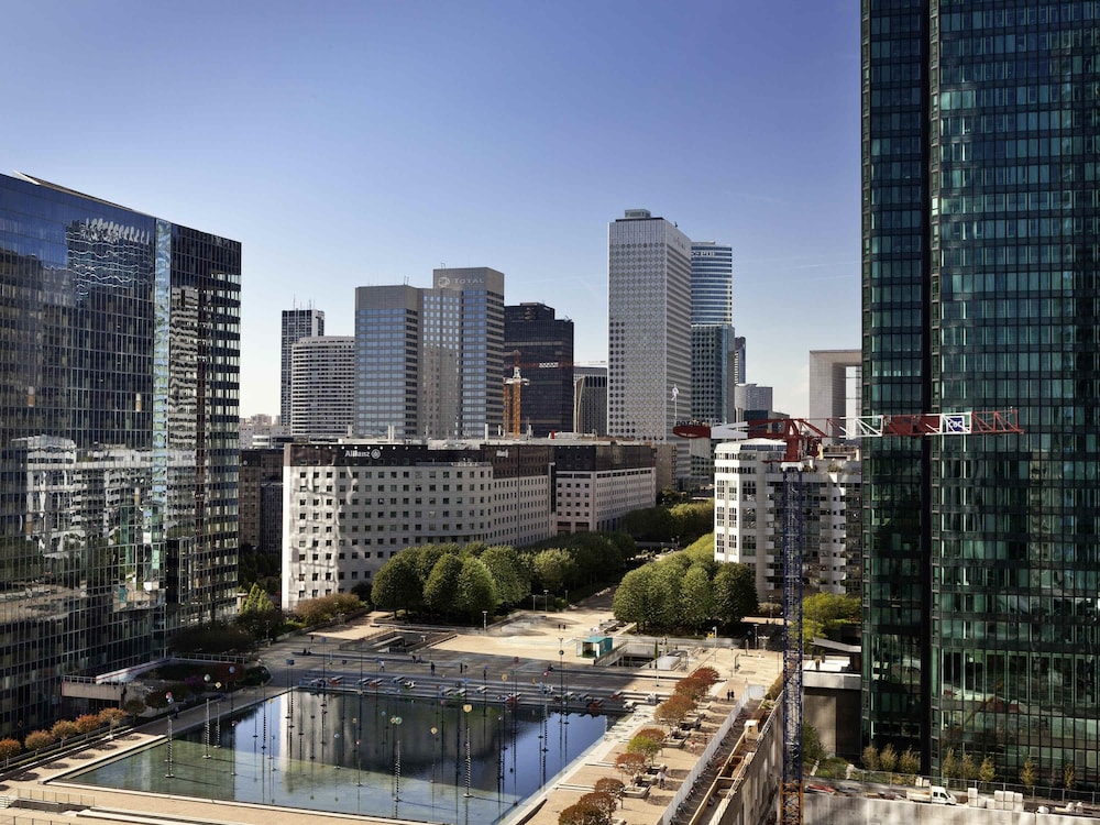 ibis Paris La Defense Esplanade 46/49
