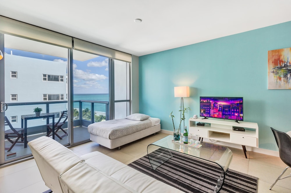 Dharma Home Suites Miami At Monte Carlo 37/53