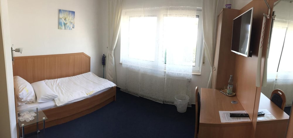 Garten Hotel Bonn 13/32