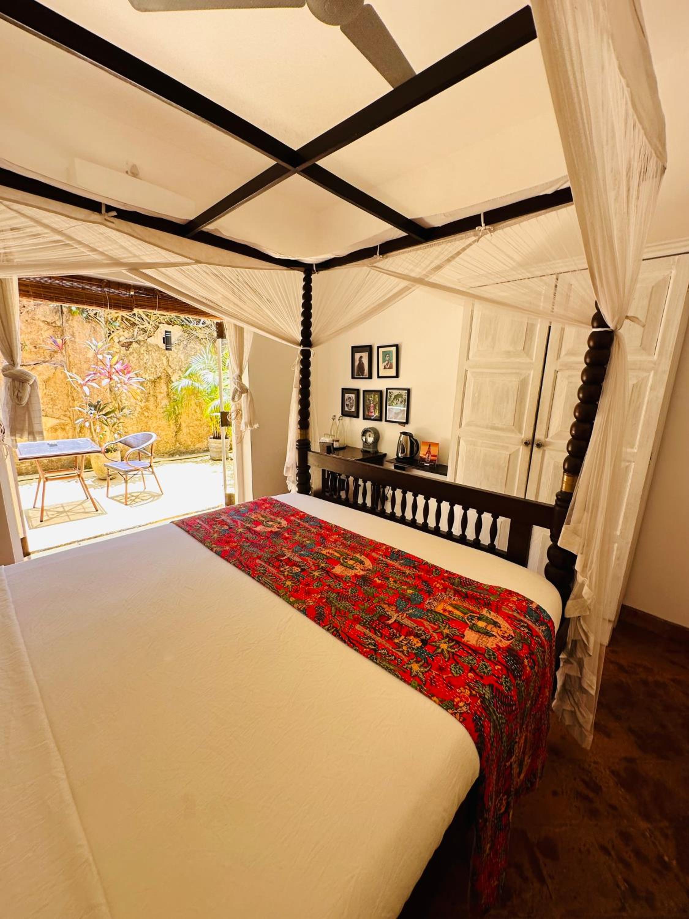 Courtyard, Superior, Double Bed