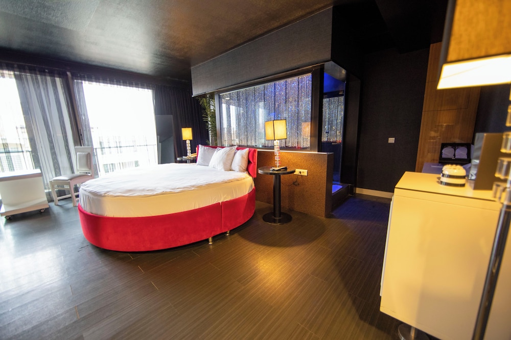 PREMIUM, DOUBLE BED