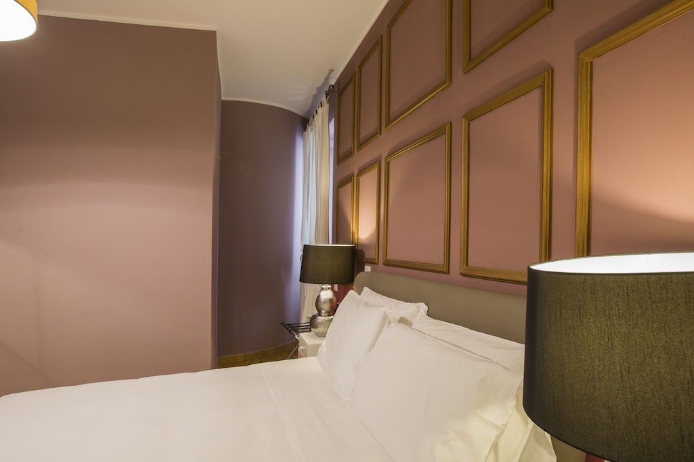 Dem Hotel 23/69