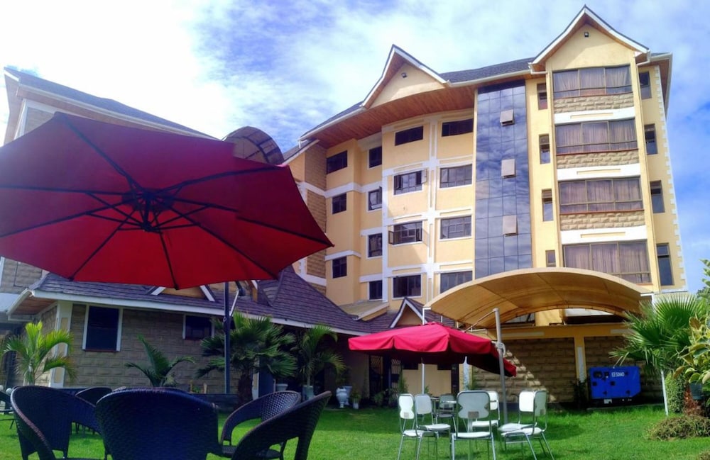 Astorian Grand Hotel 3/50