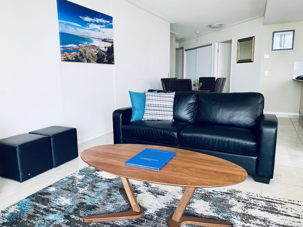 Ocean Views Resort 55/70