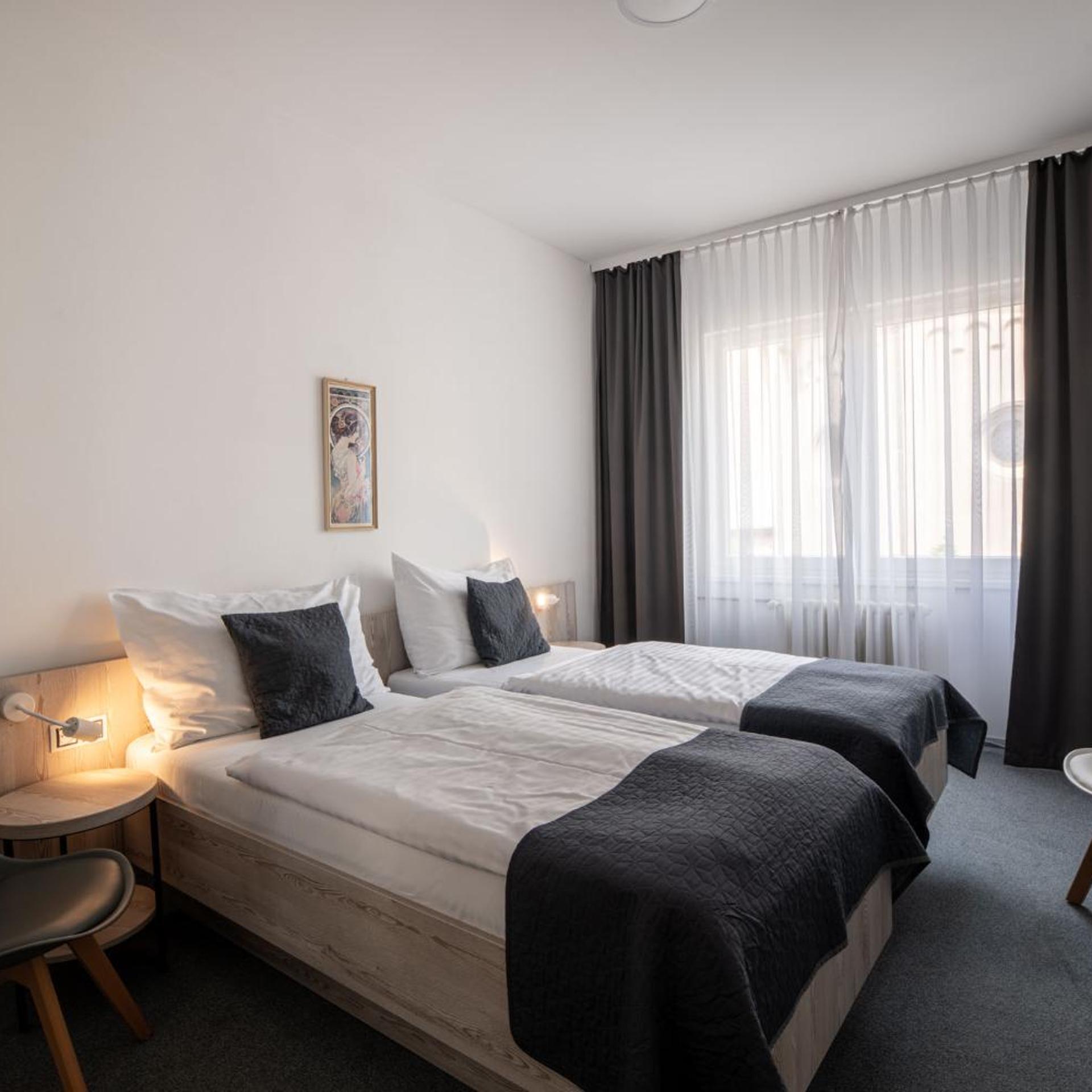 Hotel Metropol CB 24/58
