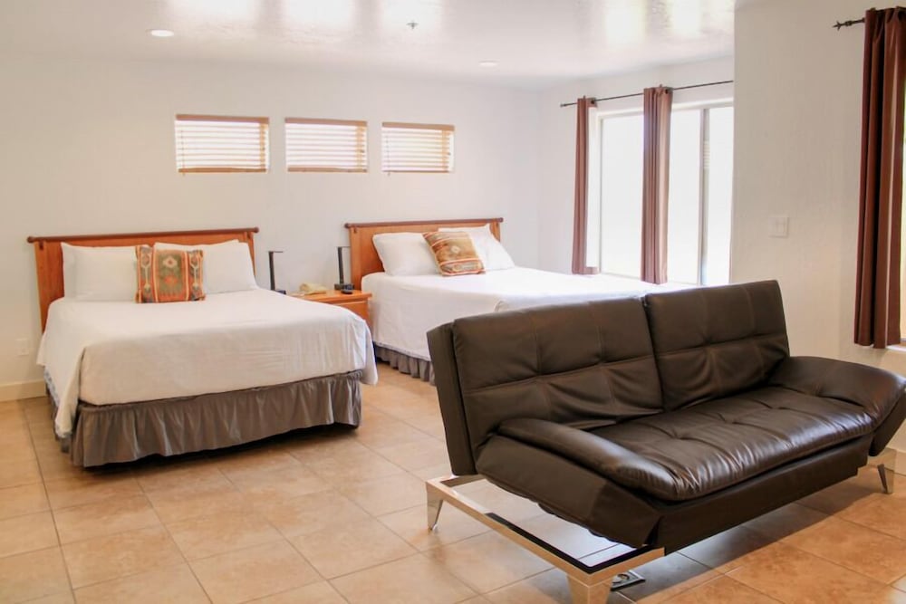 Gold Canyon Golf Resort & Spa 6/50