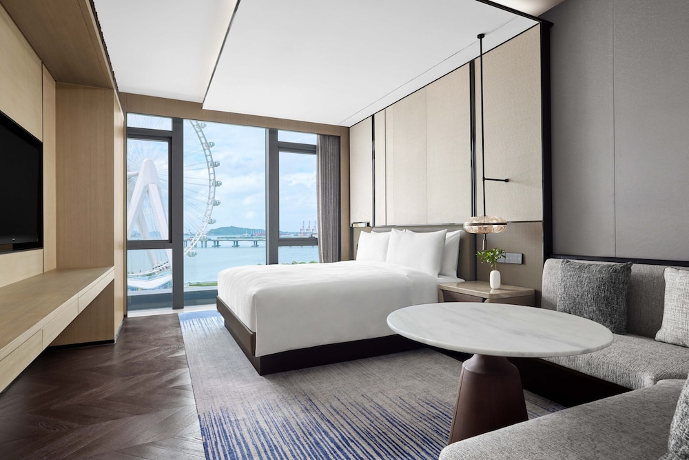 Tower, Glamour, Executive, Apartment, King Bed