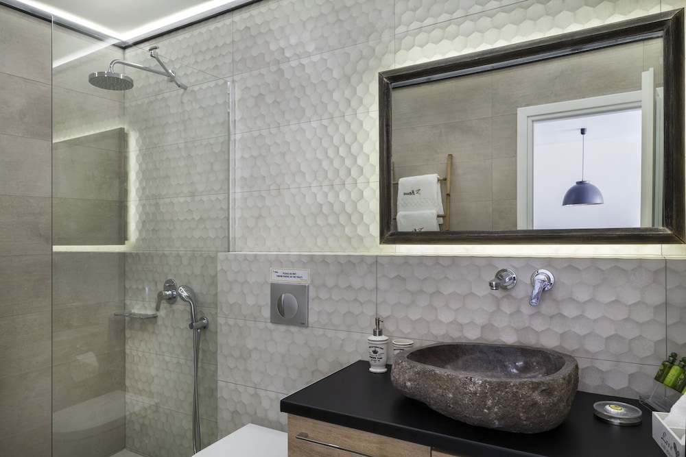 The Athenians Modern Apartments 44/50