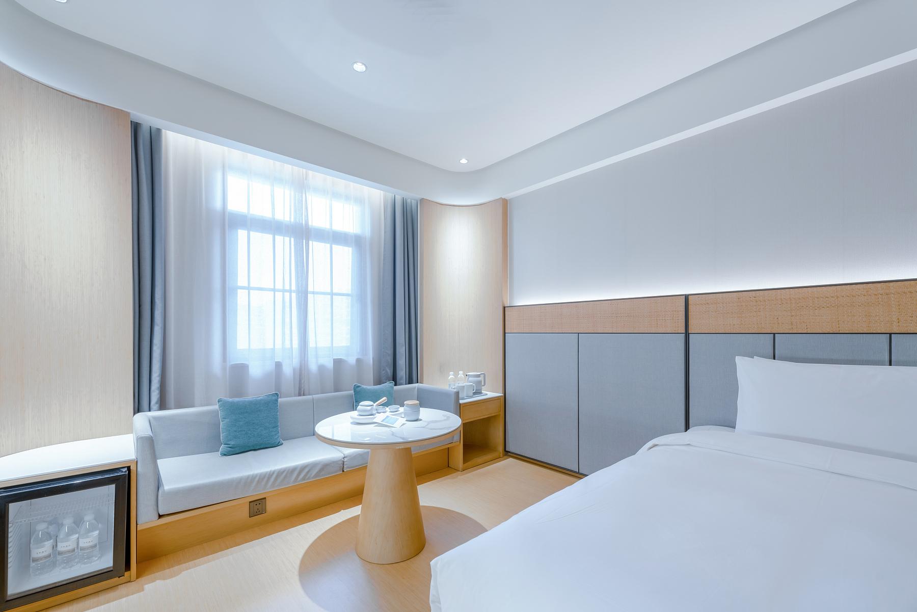 Ji Hotel Xiamen Airport District Government 13/25