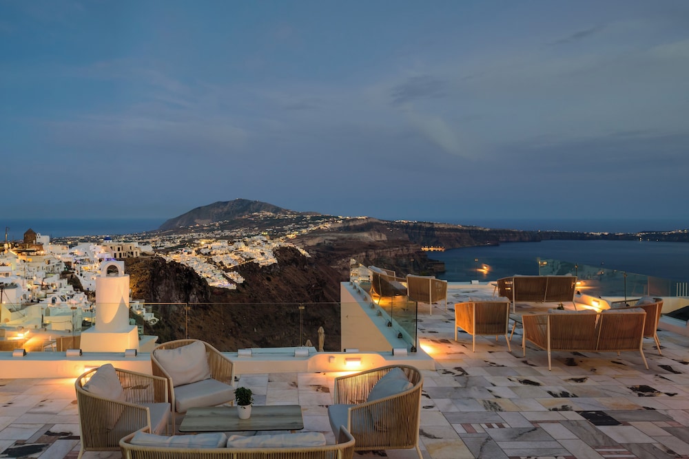 Kallisto Hotel 33/39