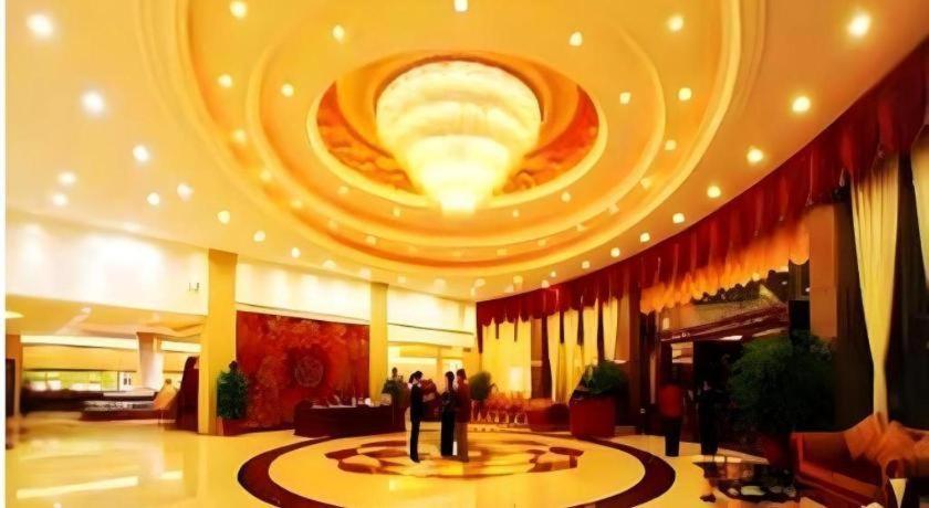 Yijian Haoting Holiday Hotel 12/46