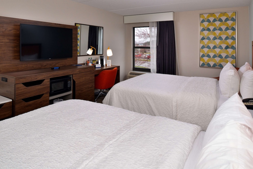Hampton Inn Henderson 12/38