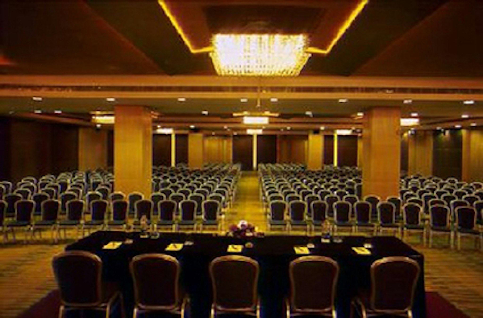 Katriya Hotel And Towers 41/45