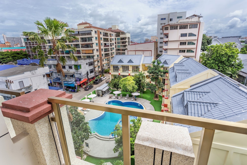 Mermaid S Beach Resort Jomtien 35/44