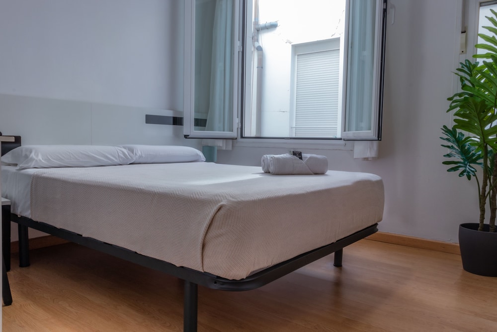 Hostal Rayuela 23/72