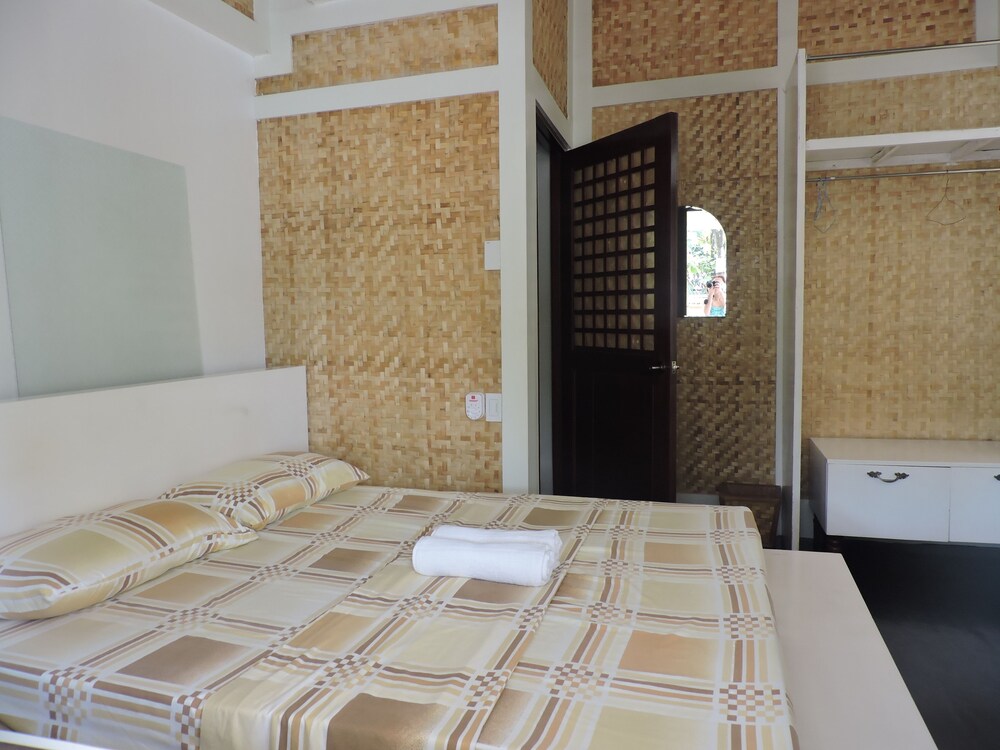 Orange Mangrove Pension House by SMS Hospitality 20/60