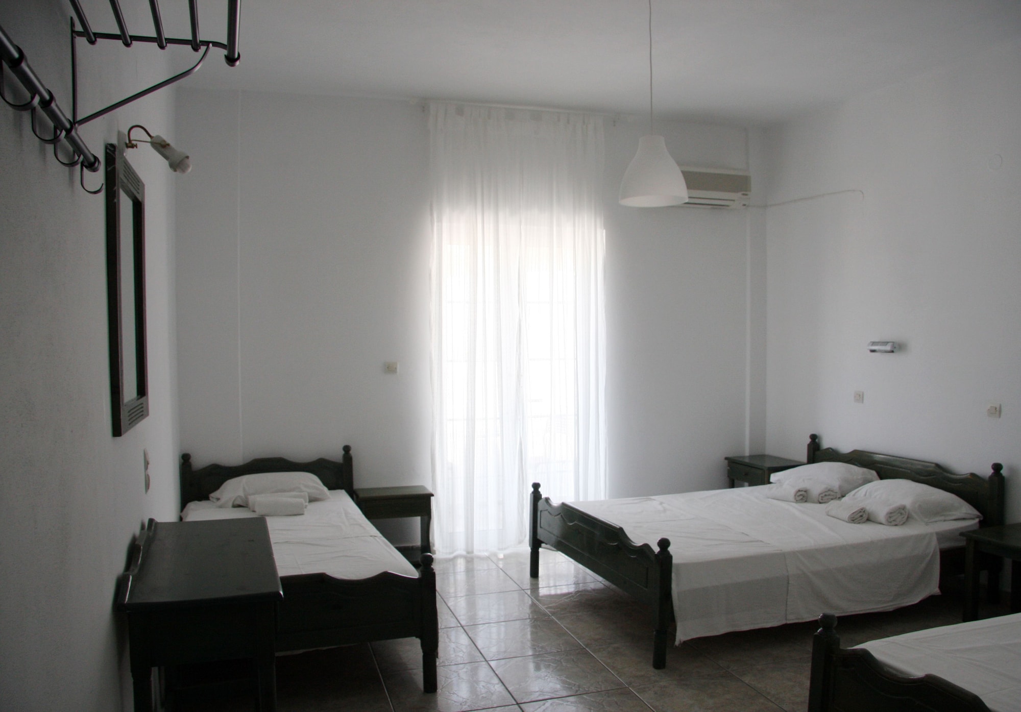ROOM, QUADRUPLE, DOUBLE AND TWIN BEDS, SEA VIEW