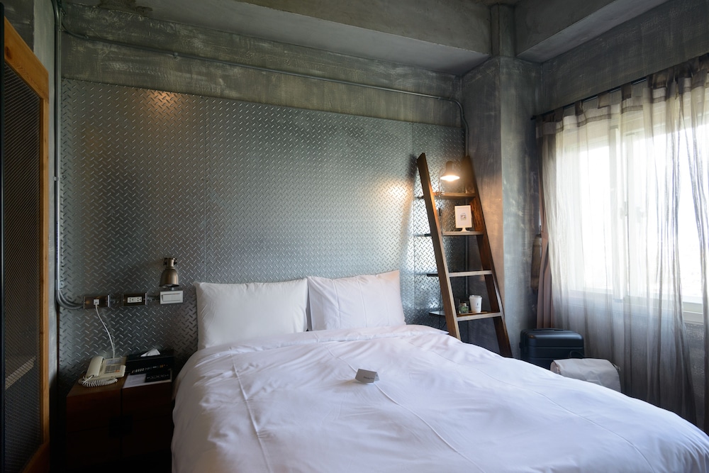 ROOM, DOUBLE BED, PRIVATE BATHROOM