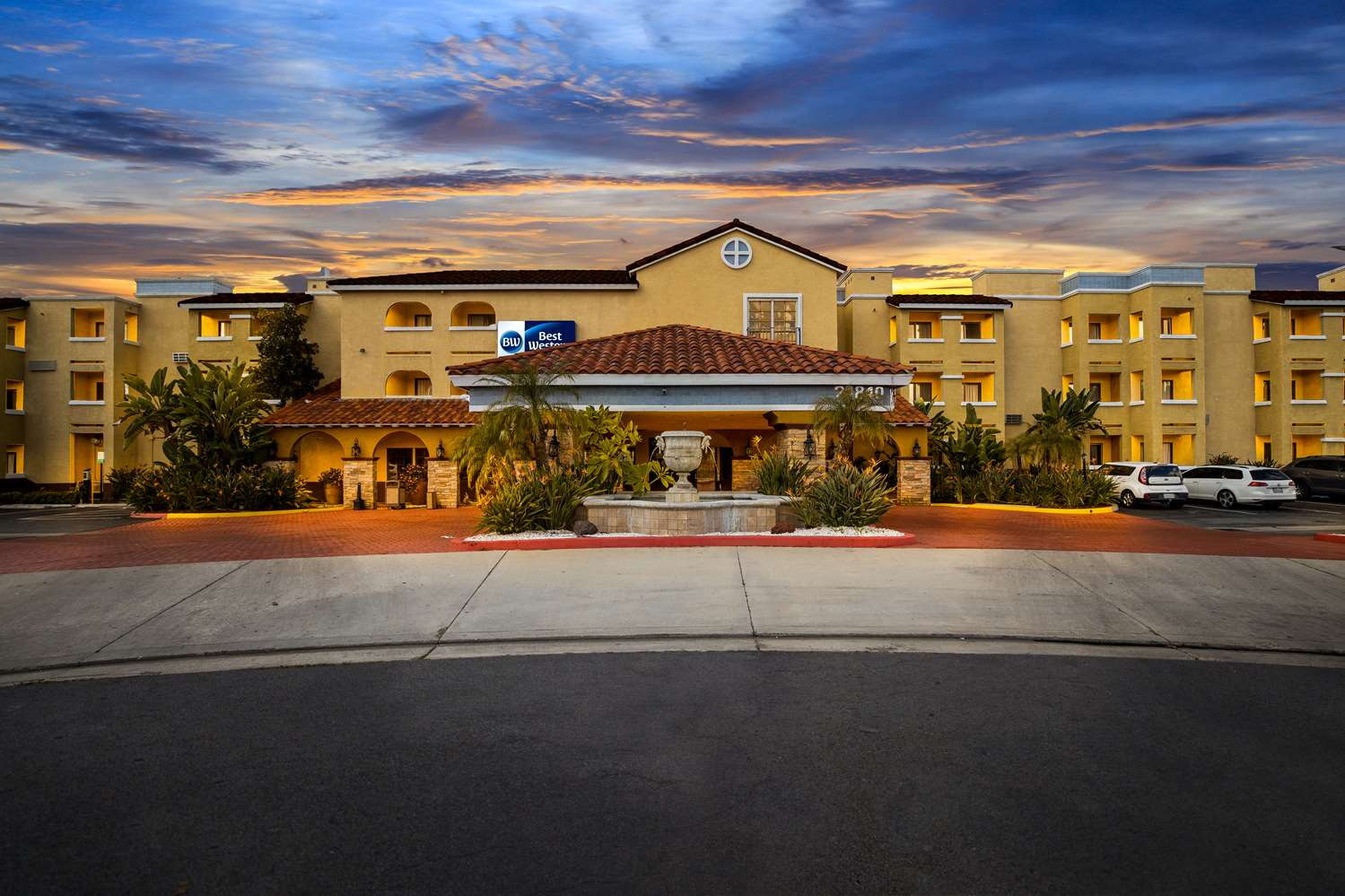 Best Western Moreno Hotel & Suites 23/25