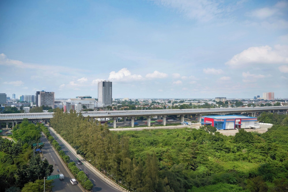 Fairfield by Marriott Bekasi 20/22