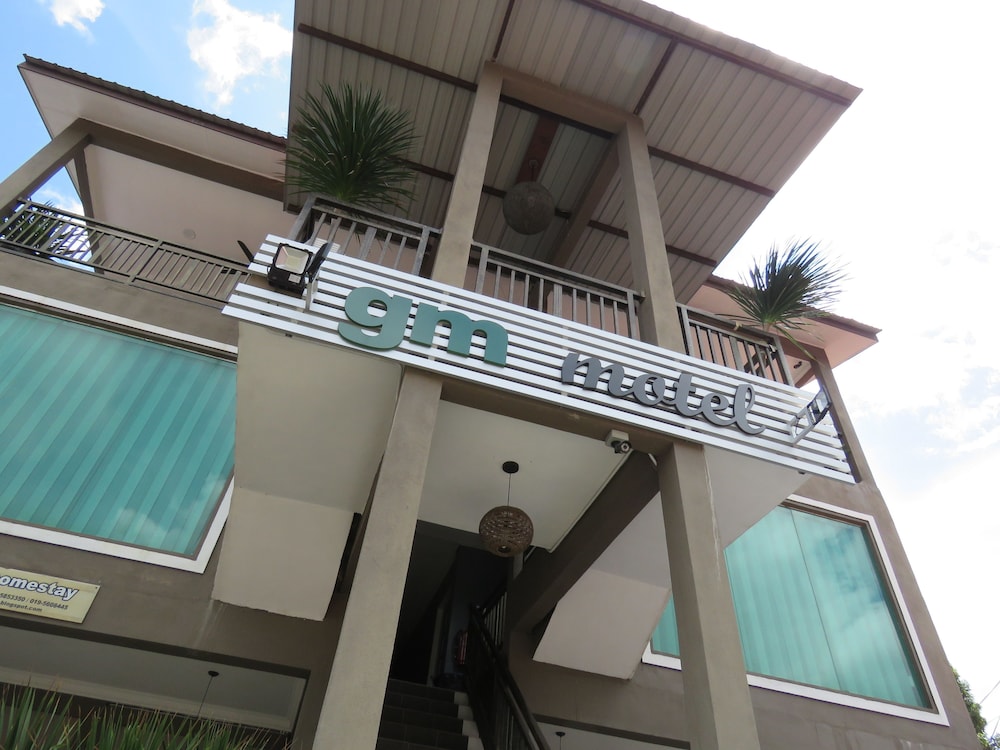 Gm Motel 3/31