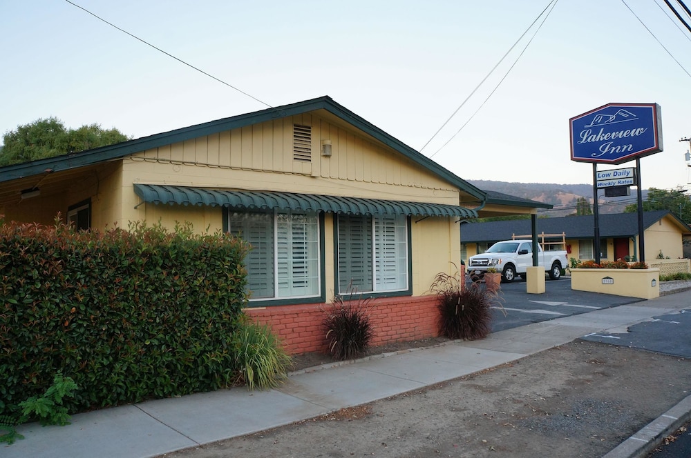 LAKEVIEW INN LUCERNE 2/66