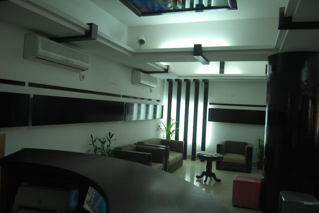 Ambassador Residency 11/13