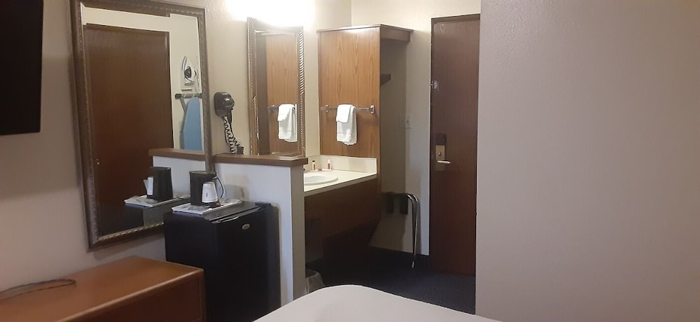 Days Inn by Wyndham Pocatello University Area 27/30
