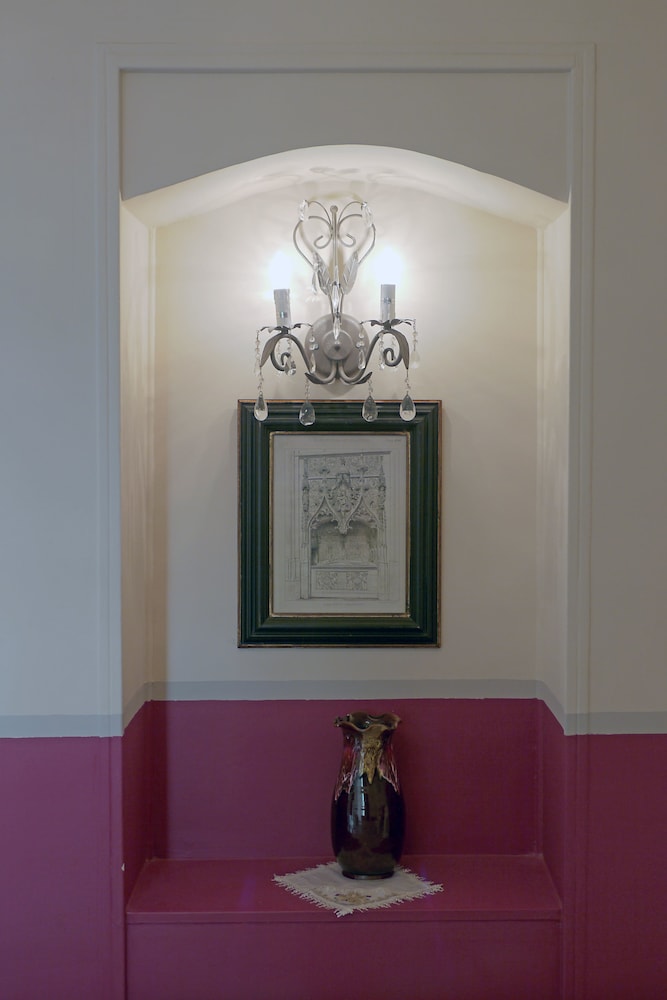 VILLA RIVOLI 9/76