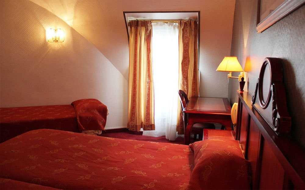 METROPOL HOTEL PARIS 47/71