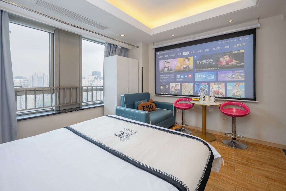 Comfort, Triple, Double Bed, Sofa, Shanghai Jubelle Boutique Apartment 4/10