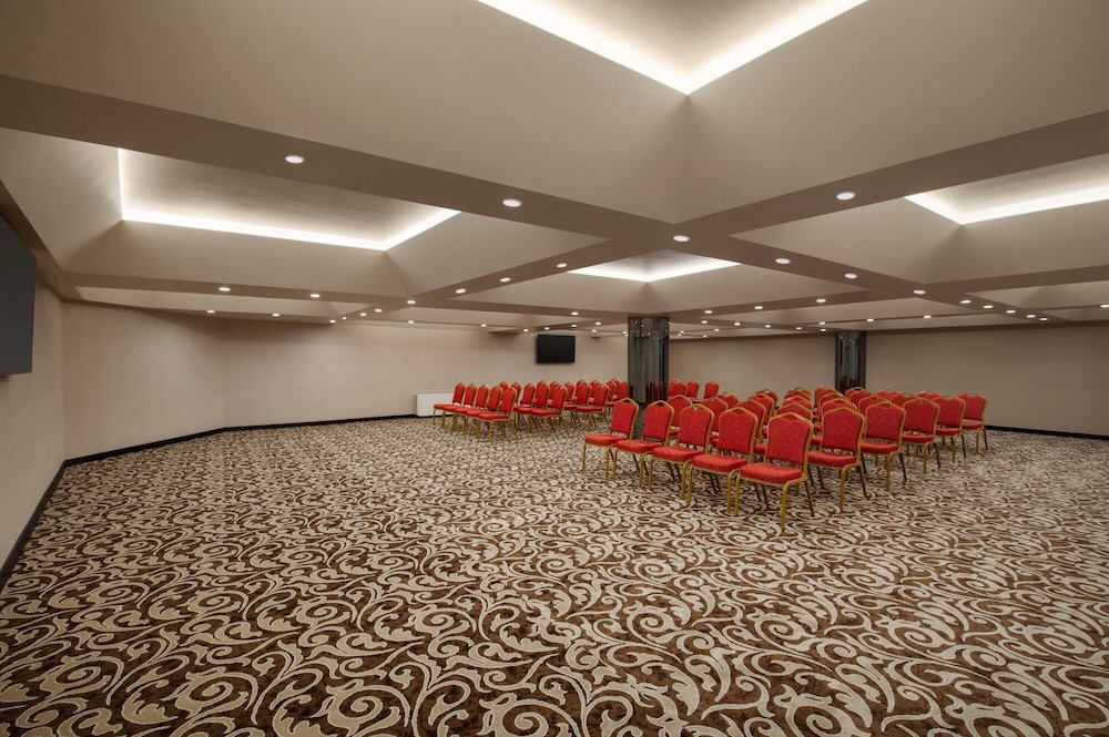 Tryp by Wyndham Istanbul Beyoglu 51/62