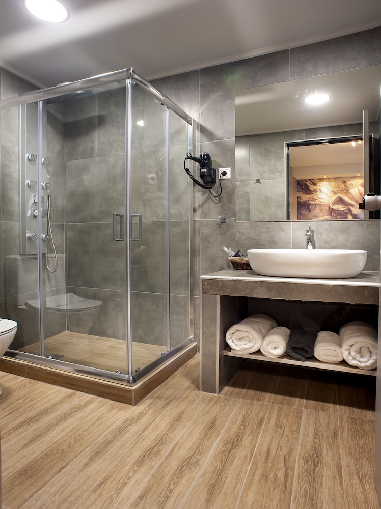 Pallada Athens Boutique Rooms and Apartments 27/43