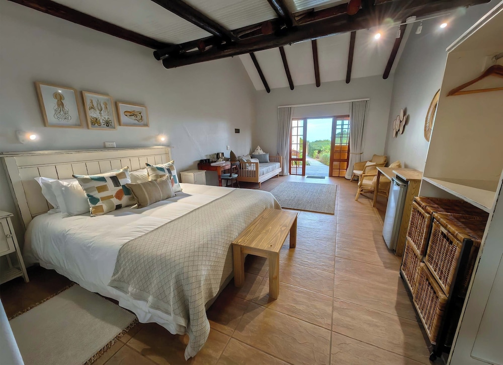 Oyster Bay Lodge 12/50