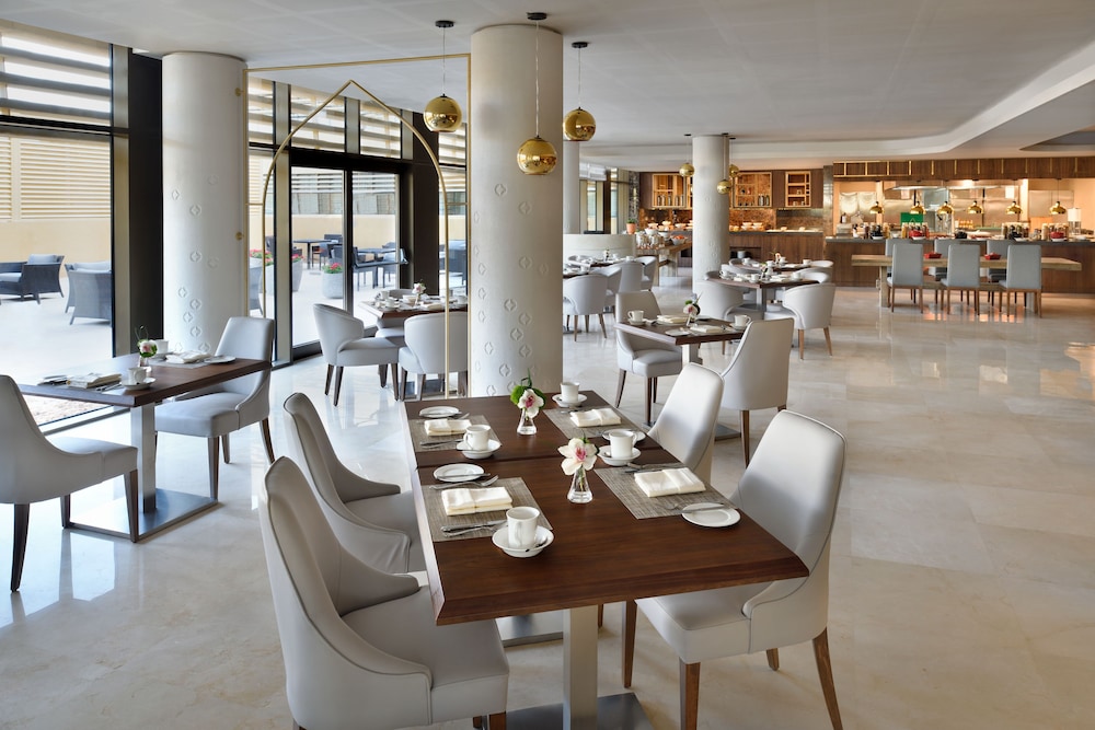 الحي الدبلوماسي الرياض - شقق ماريوت التنفيذية(Riyadh Diplomatic Quarter - Marriott Executive Apartments) 51/68
