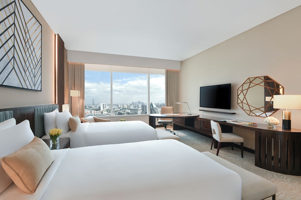 DELUXE, TWIN BEDS