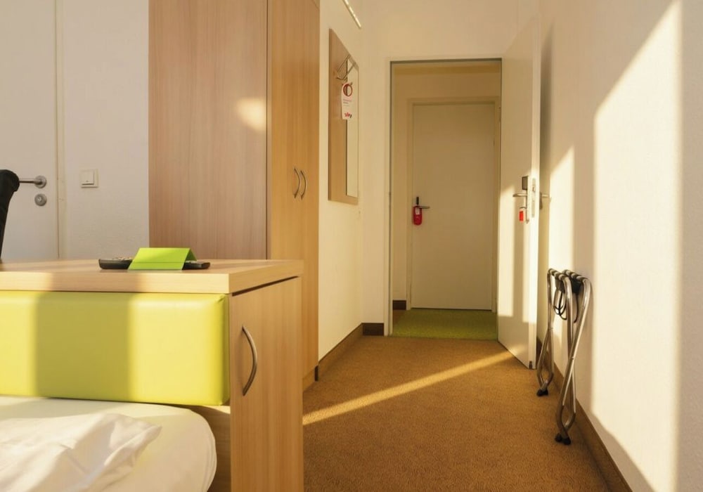 Hotel Aviva 6/58