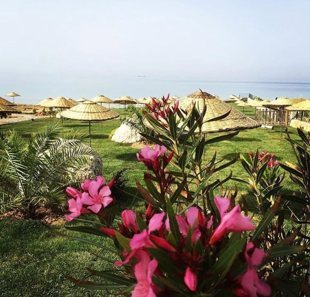 Sukha Inn Otel & Beach 41/50