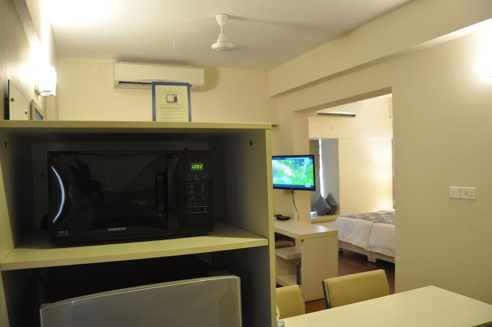 Starlit Suites 13/50
